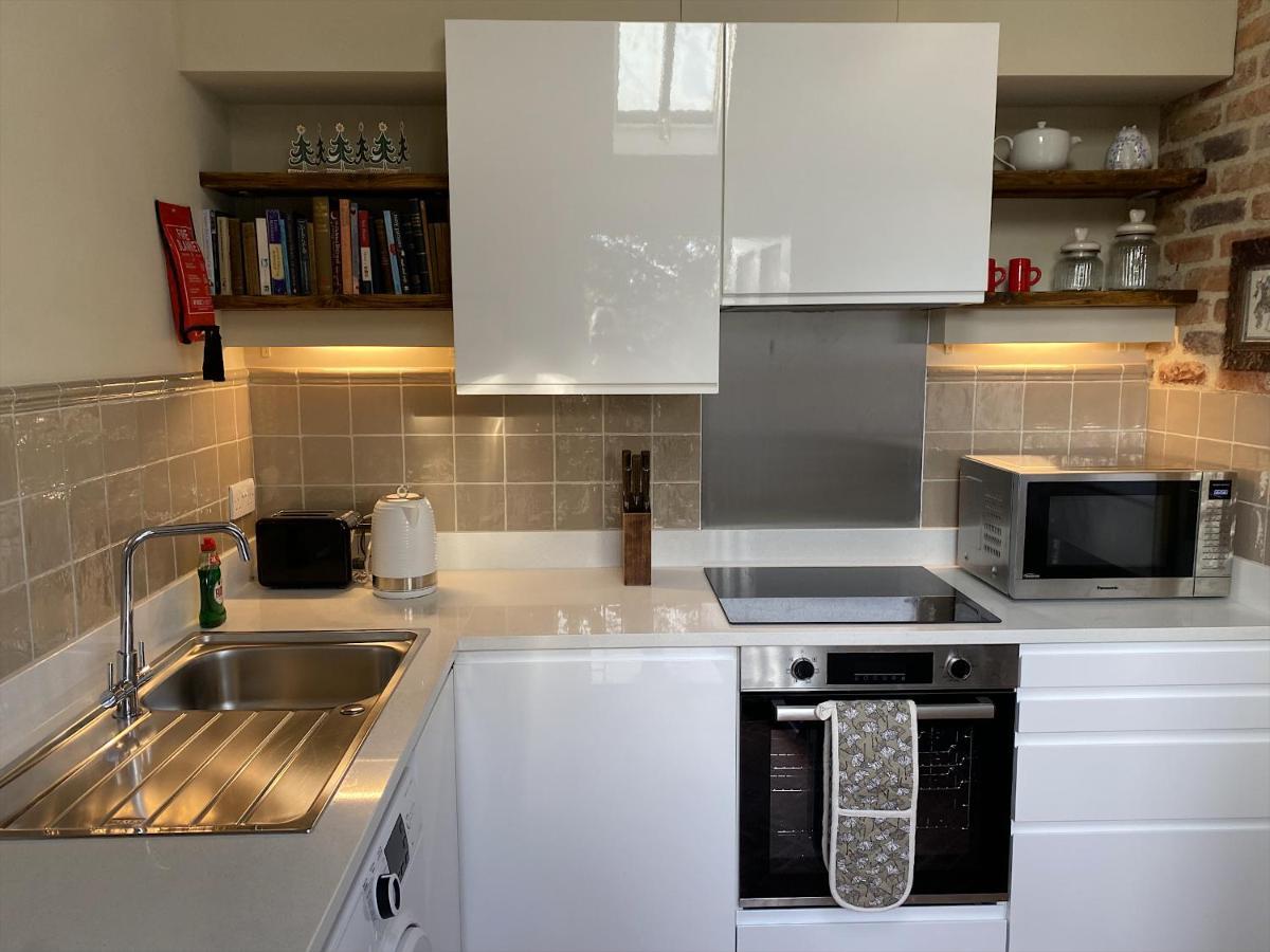 Enchanting 1 Bedroom Home With Kitchen Saffron Walden Buitenkant foto