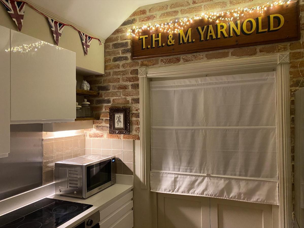 Enchanting 1 Bedroom Home With Kitchen Saffron Walden Buitenkant foto